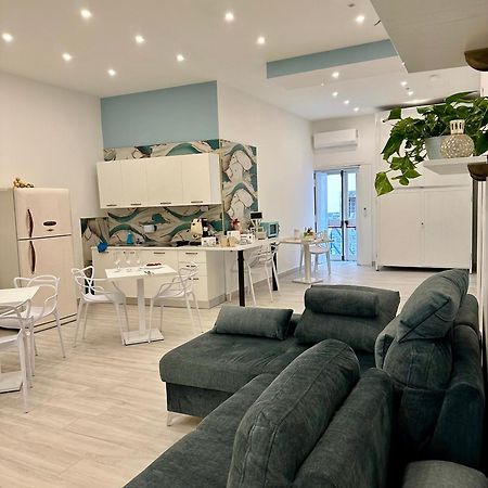 Gloves Rooms Neapol Zewnętrze zdjęcie